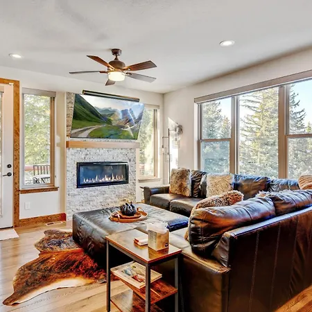 New Luxury Chalet 47 I Great Views I Hot Tub I Best Price I Free Activities Daily